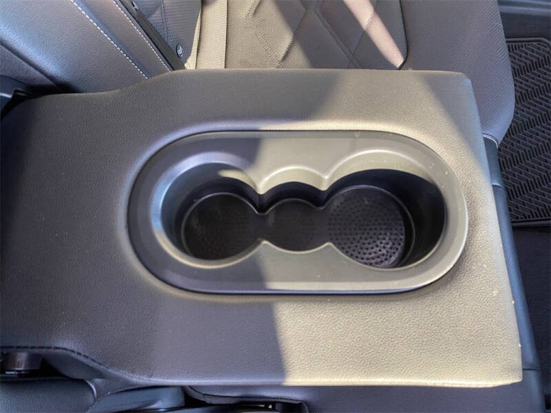 2024 Volkswagen Atlas SE