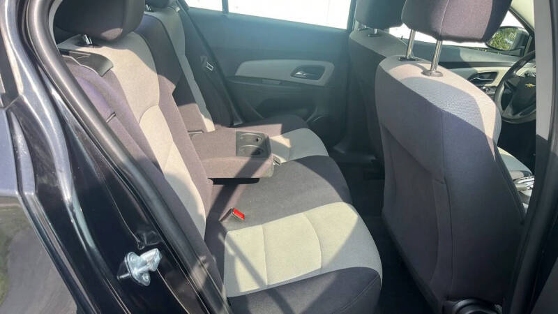 2013 Chevrolet Cruze LS Auto