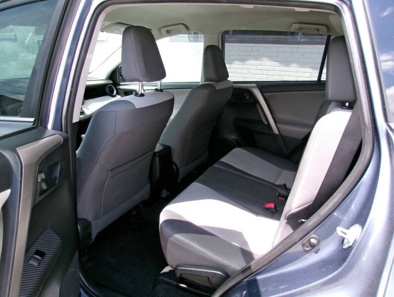 2014 Toyota RAV4 LE