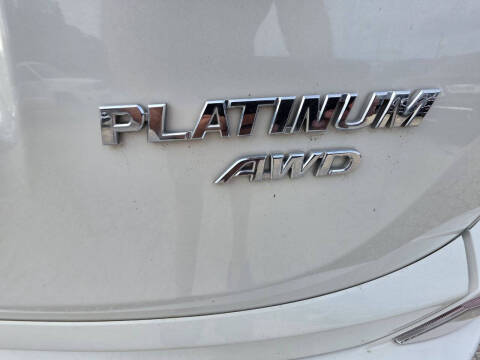 2017 Toyota RAV4 Platinum