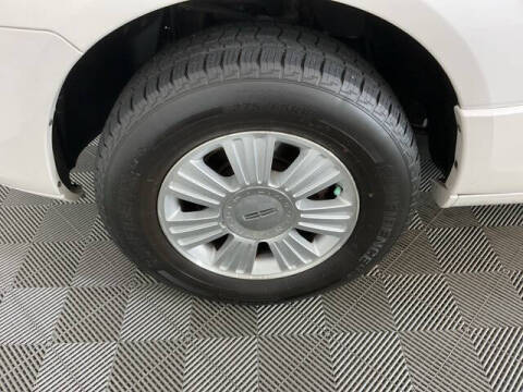 2010 Lincoln Navigator L