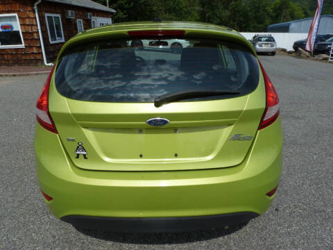 2012 Ford Fiesta SE