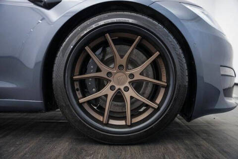 2021 Tesla Model S Plaid