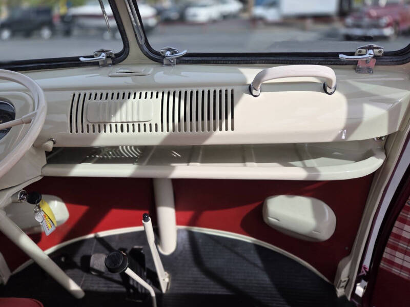 1975 Volkswagen Type 2