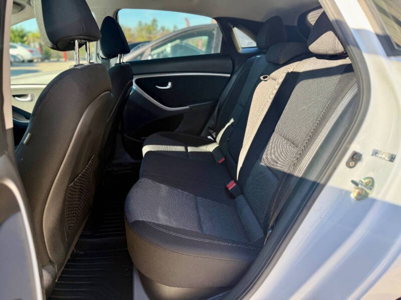 2017 Hyundai Elantra GT