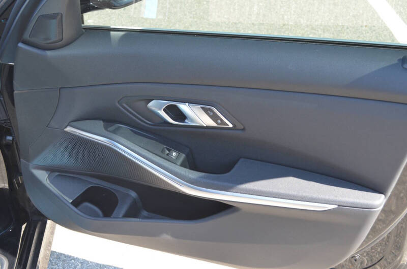 2021 BMW 3 Series 330i