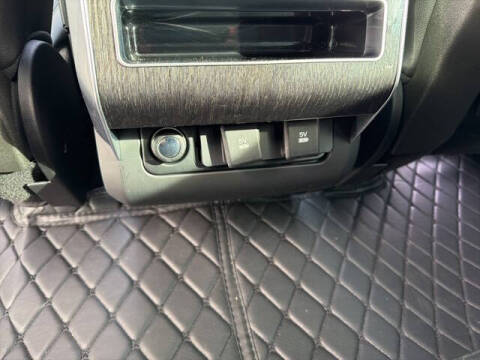 2020 Land Rover Range Rover Sport SE