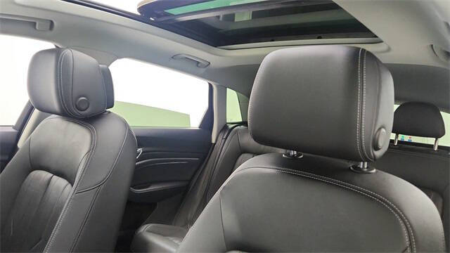 2022 Audi e-tron quattro Premium Plus