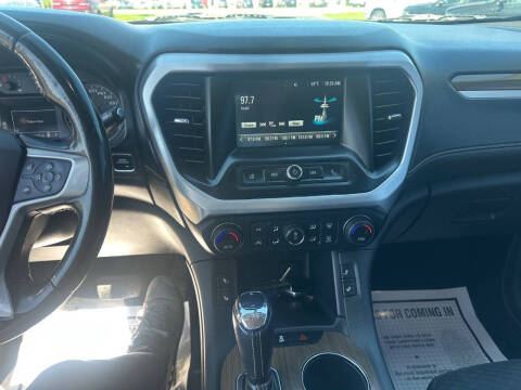 2018 GMC Acadia SLE-2