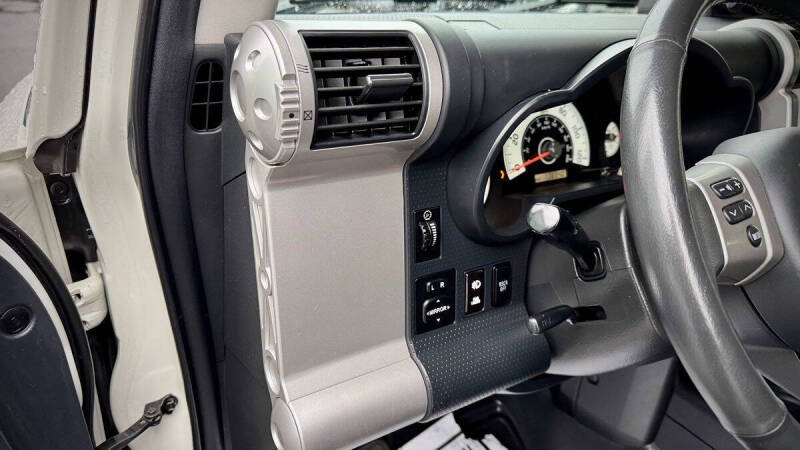 2011 Toyota FJ Cruiser