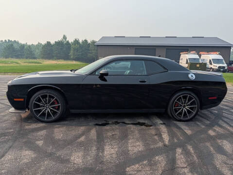 2015 Dodge Challenger SXT Plus