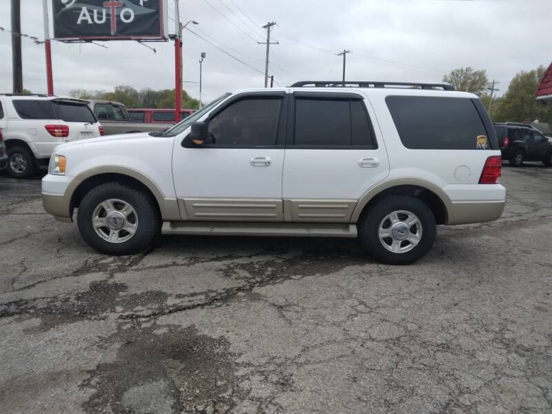 2005 Ford Expedition for sale at Savior Auto in Independence MO