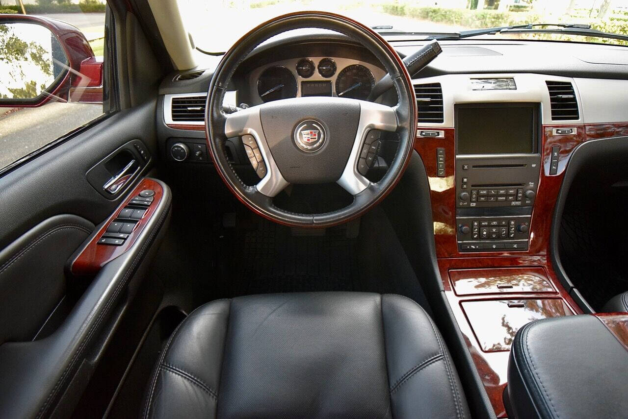 2007 Cadillac Escalade EXT 43