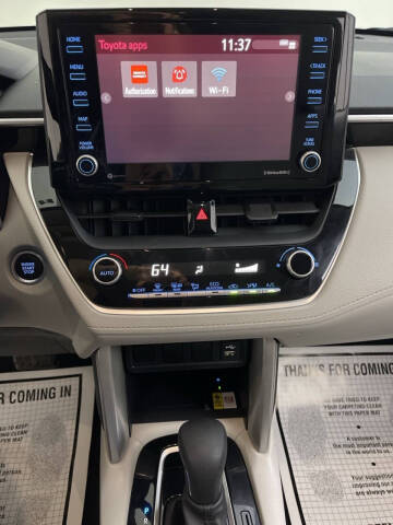 2022 Toyota Corolla Cross LE