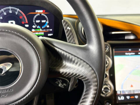 2022 McLaren 720S Performance