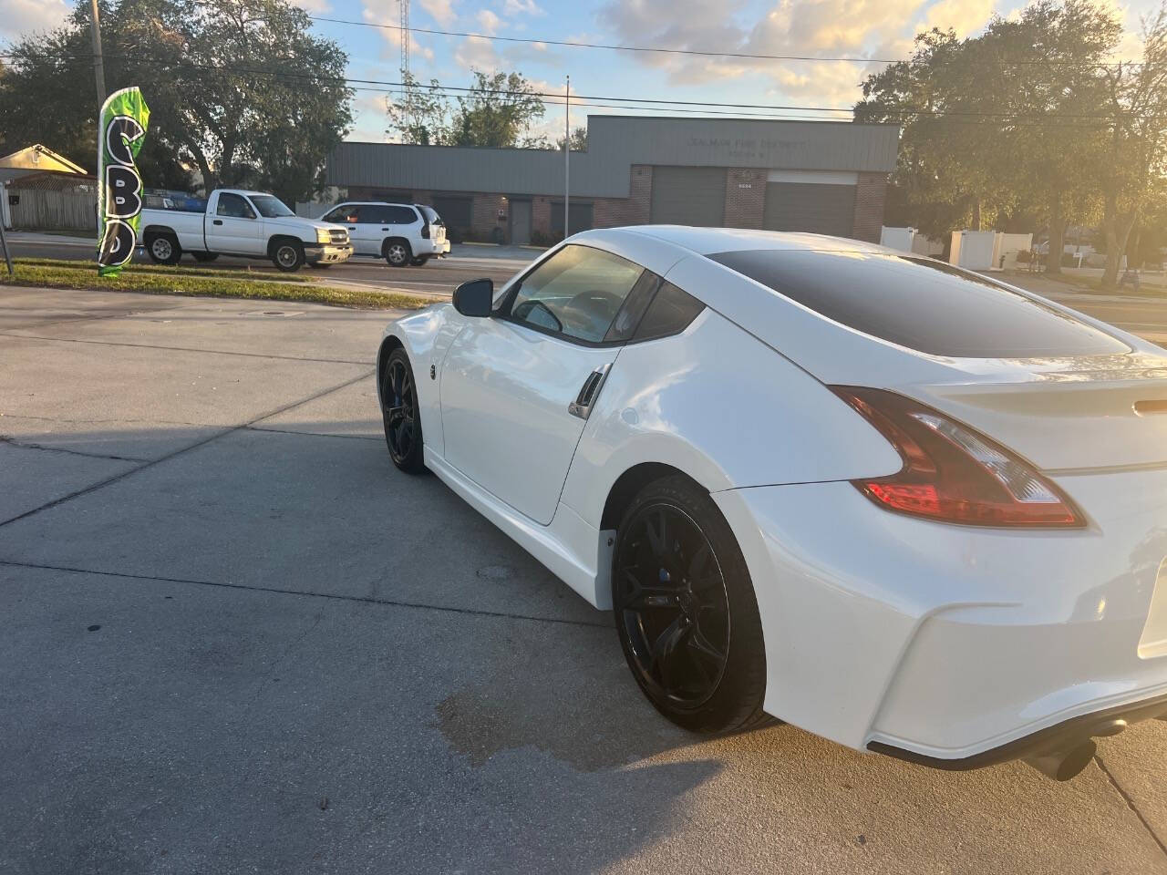 2013 Nissan 370Z Coupe Touring photo 10