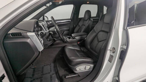 2014 Porsche Cayenne Platinum