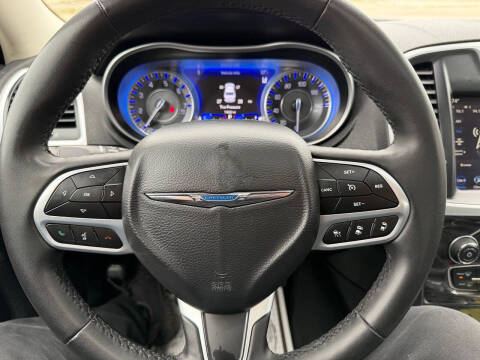 2022 Chrysler 300 Touring L