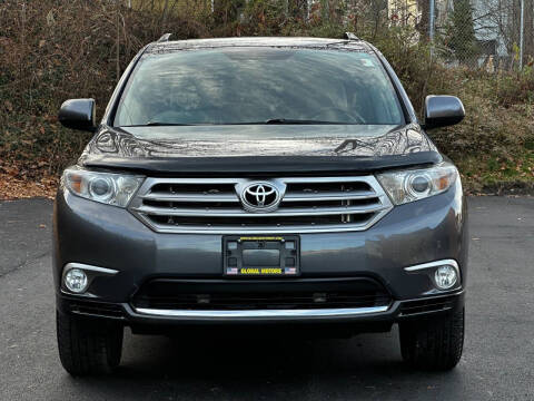 2012 Toyota Highlander SE