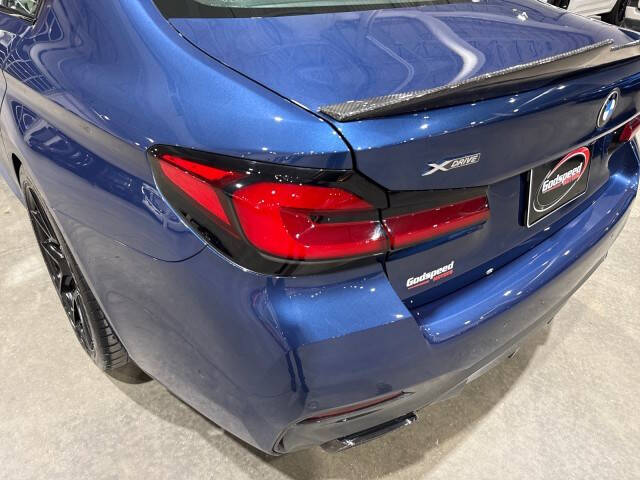 2021 BMW 5 Series M550i xDrive