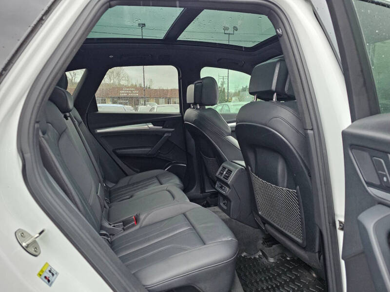 2020 Audi Q5 quattro Premium 45 TFSI