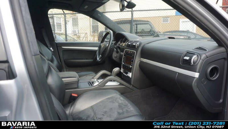 2009 Porsche Cayenne GTS Tiptronic