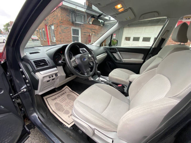 2015 Subaru Forester 2.5i