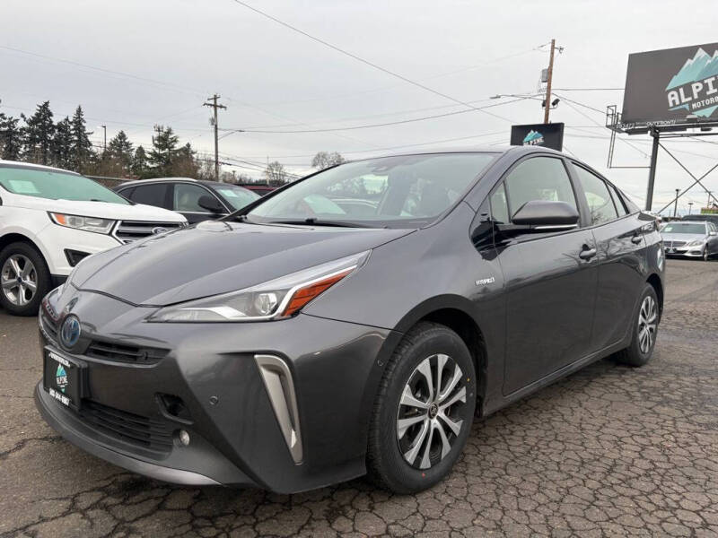 2019 Toyota Prius XLE's photo