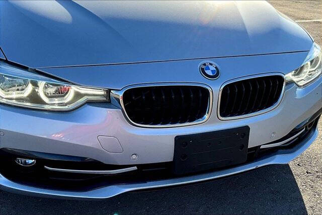 2018 BMW 3 Series 330i