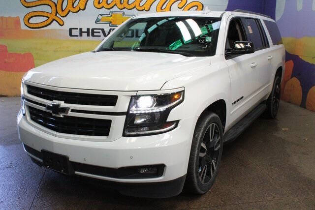 Used 2020 Chevrolet Suburban Premier with VIN 1GNSKJKJ7LR119072 for sale in Grand Ledge, MI