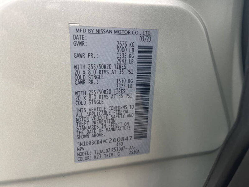 2023 Nissan Pathfinder SL