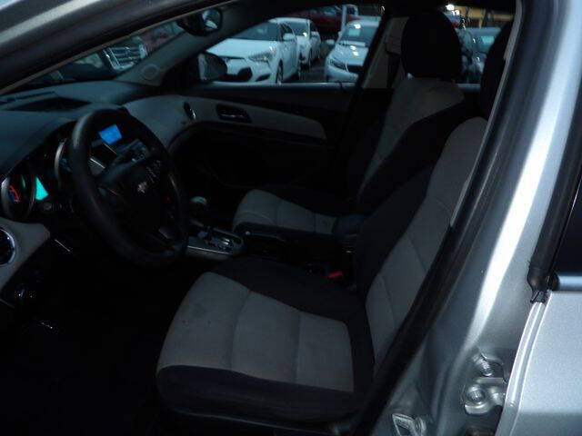 2012 Chevrolet Cruze LS