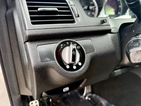 2009 Mercedes-Benz C-Class C 300 Sport