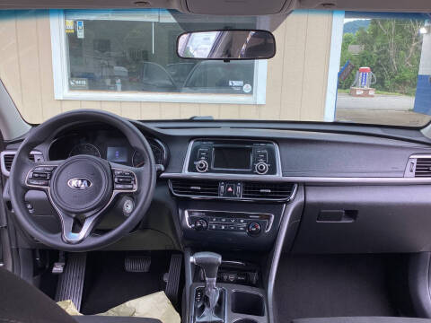 2017 Kia Optima LX