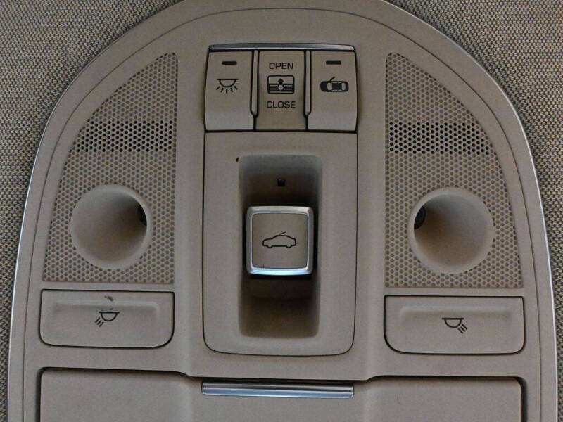 2015 Hyundai Genesis