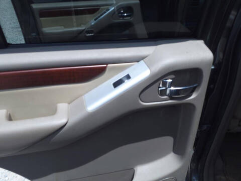 2008 Nissan Pathfinder LE