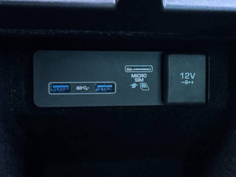 2020 Land Rover Range Rover Evoque R-Dynamic SE