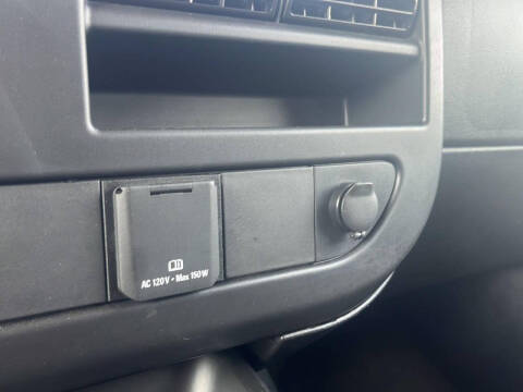 2024 Chevrolet Express LS 3500