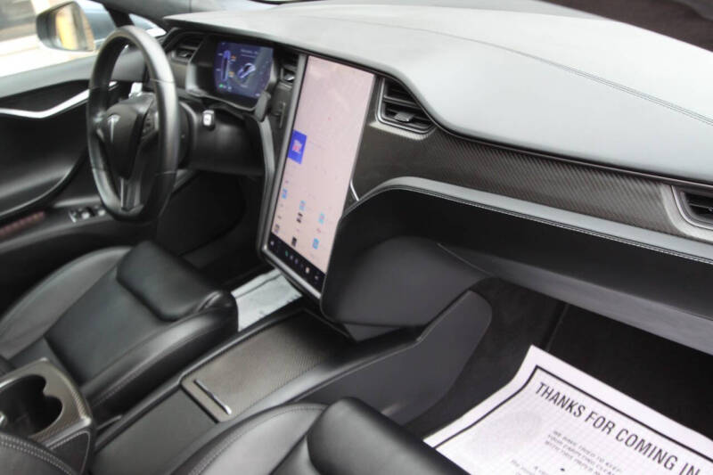 2020 Tesla Model S Performance photo 70