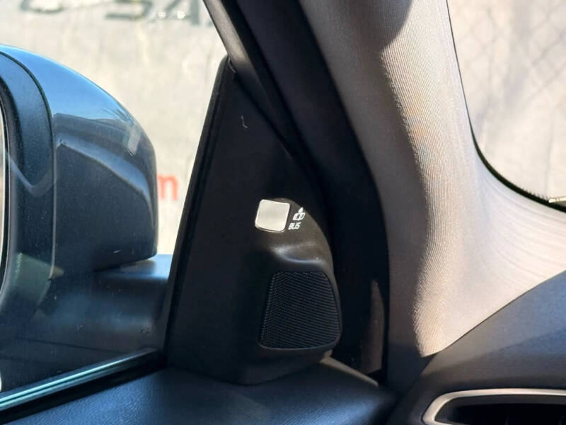 2015 Volvo XC70 T6 Platinum