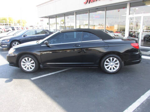 2013 Chrysler 200 Touring