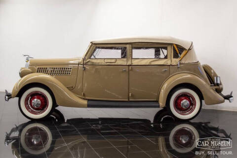 1935 Ford Model 48