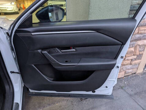 2023 Mazda CX-50 2.5 S Preferred Plus