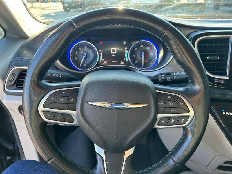 2021 Chrysler Pacifica Touring L