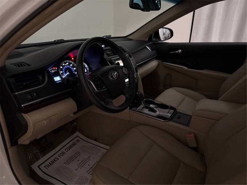 2014 Toyota Camry XLE V6