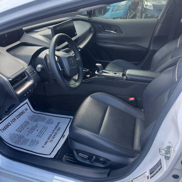 2023 Toyota Prius XLE