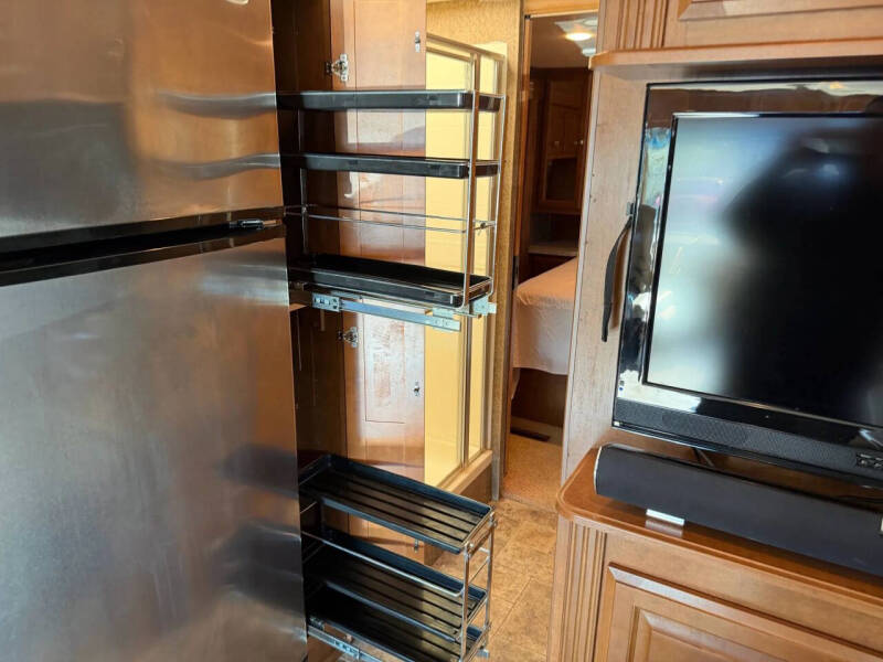 2012 Freightliner XCS Chassis