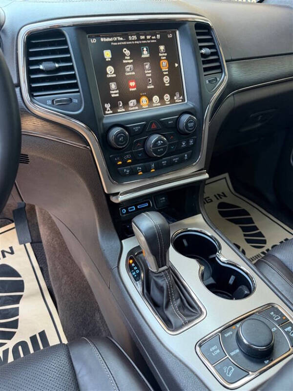 2017 Jeep Grand Cherokee Summit