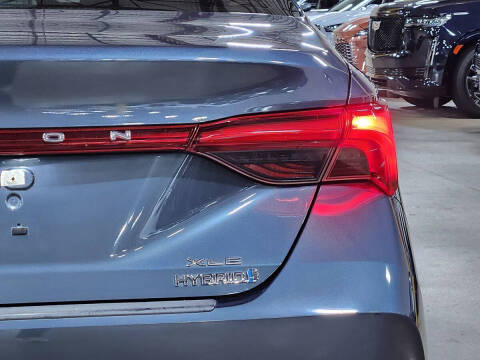 2021 Toyota Avalon Hybrid XLE