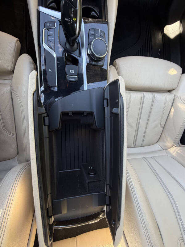 2017 BMW 5 Series 530i xDrive